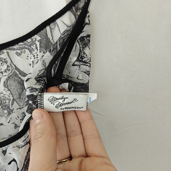Marilyn Monroe Printed Vintage Mesh Black White Bodysuit Size Medium Women's - Picture 10 of 12
